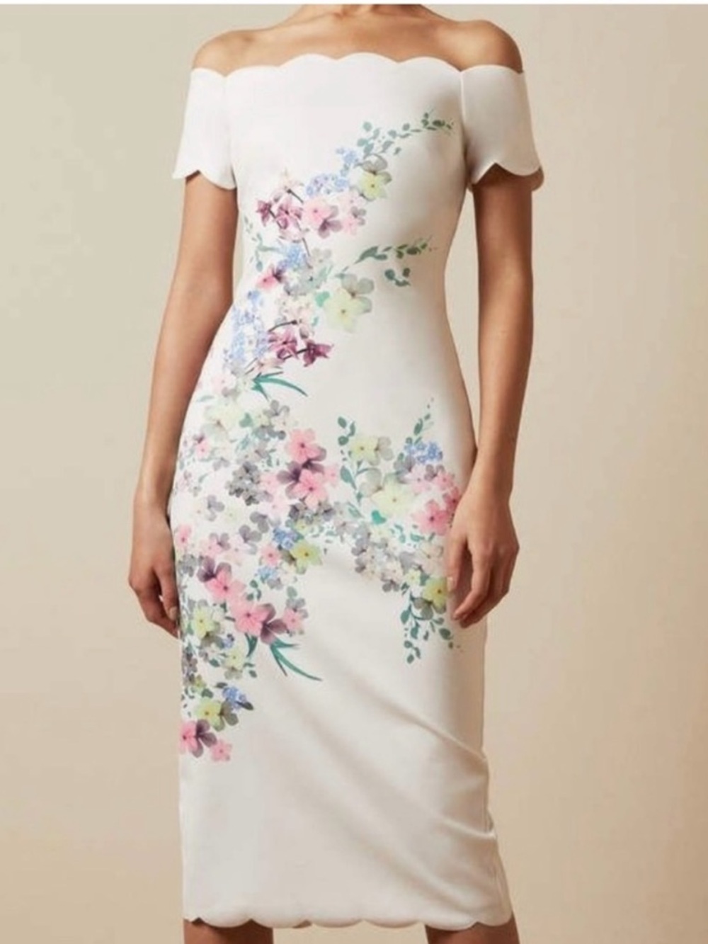 Ted Baker London Ivory Trixiiy Pergola Scallop Dress | Ted Size 2 (US 6) - Picture 13 of 16